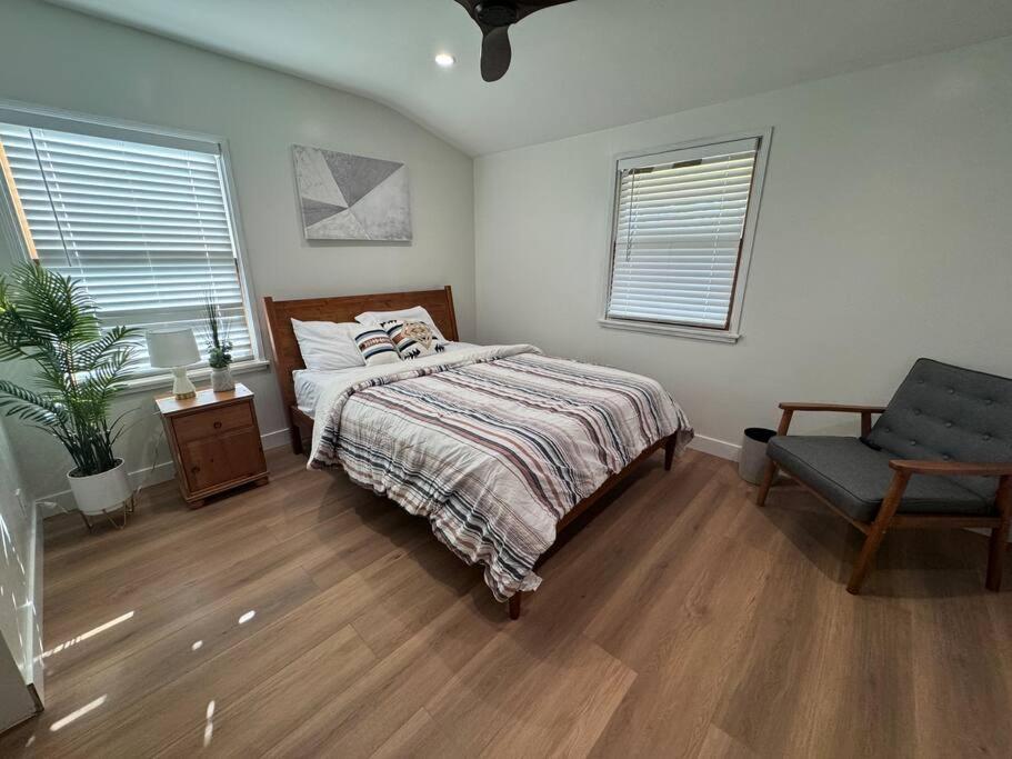 Mid-Century Gem In Long Beach Buitenkant foto